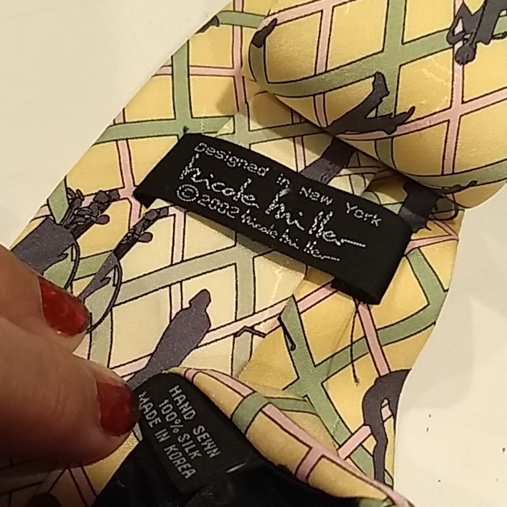 💚Signature Nicole Miller⛳golf tie vintage(C)2002